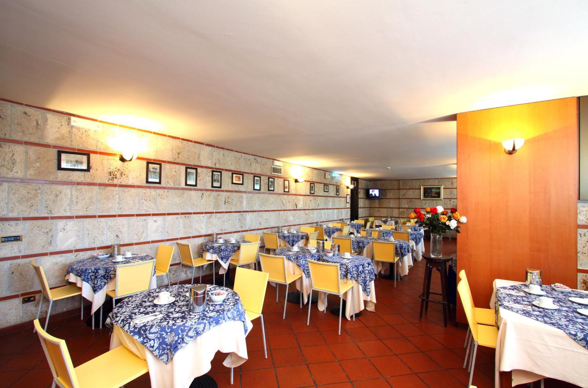Hotel Garden Terni Exterior foto