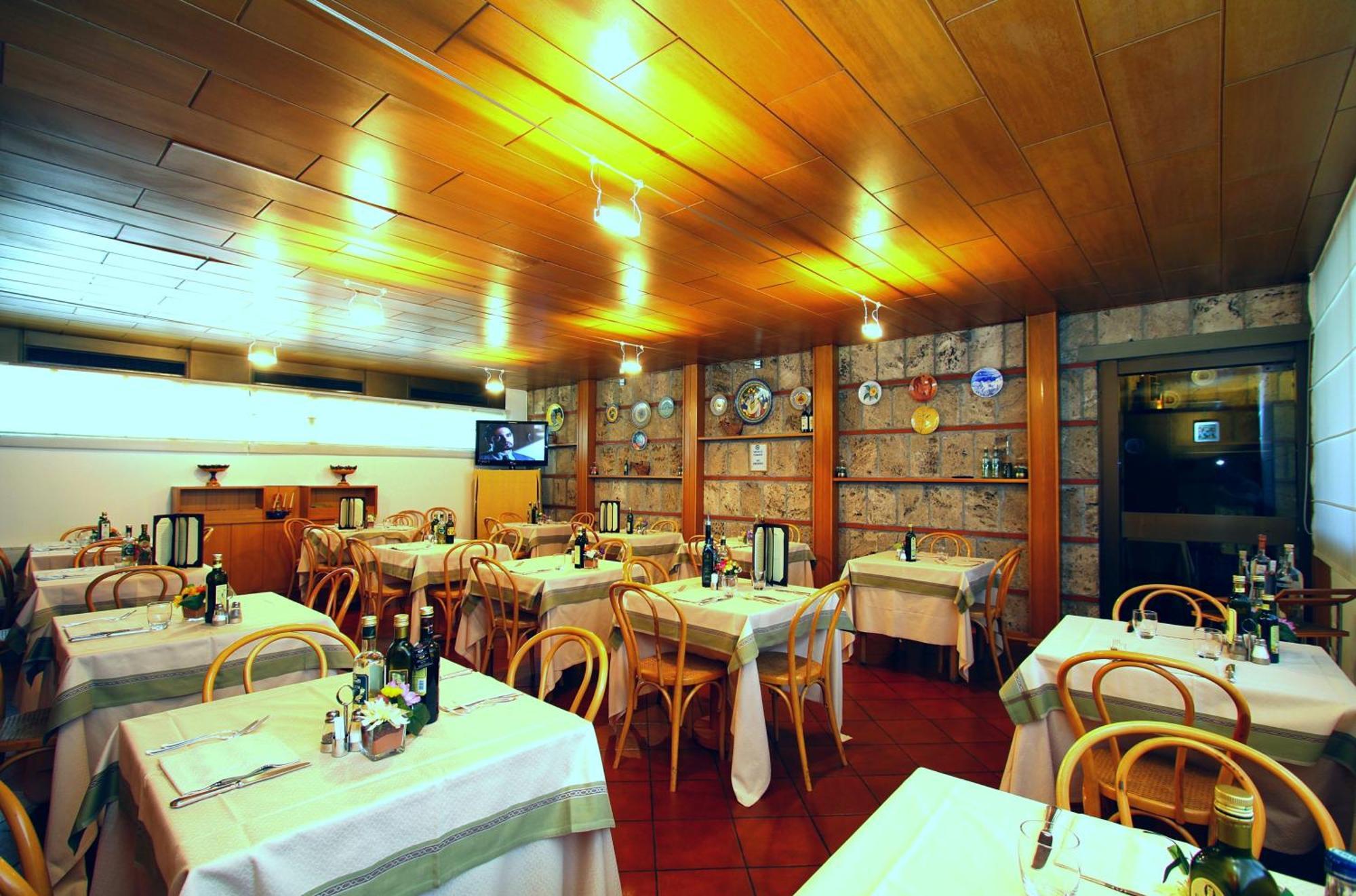 Hotel Garden Terni Exterior foto